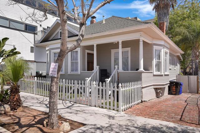 3853 8Th Avenue, San Diego, California 92103, 2 Bedrooms Bedrooms, ,1 BathroomBathrooms,Single Family Residence,For Sale,8Th Avenue,250020093SD