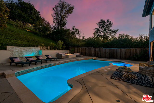 6652 Buttonwood Avenue, Oak Park CA: https://media.crmls.org/mediaz/9ab415b5-aee0-4804-a4f0-1bda6904dbea.jpg