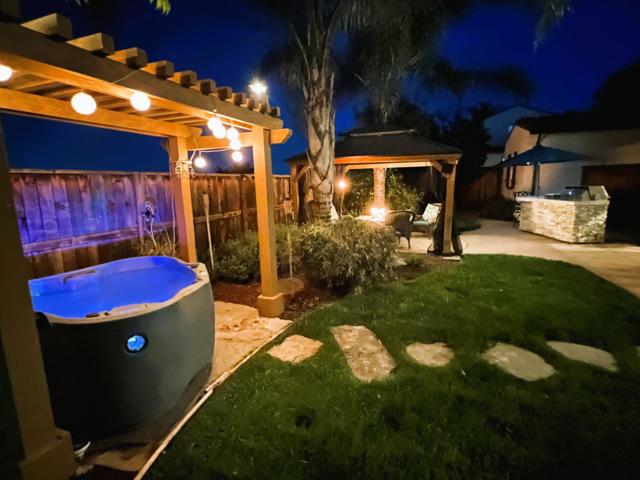 6600 Eagle Ridge Court, Gilroy CA: https://media.crmls.org/mediaz/9ab621e2-33db-4f05-92ff-7c851b4241b4.jpg