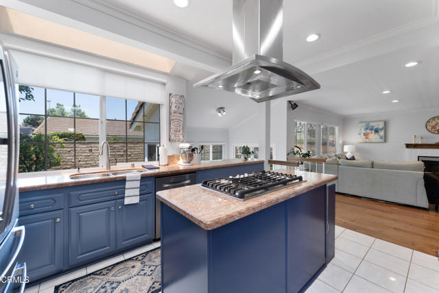 Detail Gallery Image 13 of 62 For 193 Cottage Grove Ave, Camarillo,  CA 93012 - 4 Beds | 3 Baths