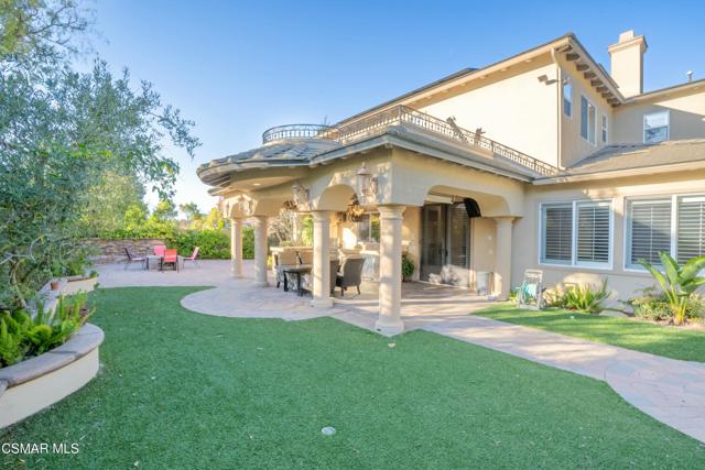 483 Via Merla, Newbury Park CA: https://media.crmls.org/mediaz/9ab6ffd5-dead-438b-9931-b6a2d62c4bdd.jpg