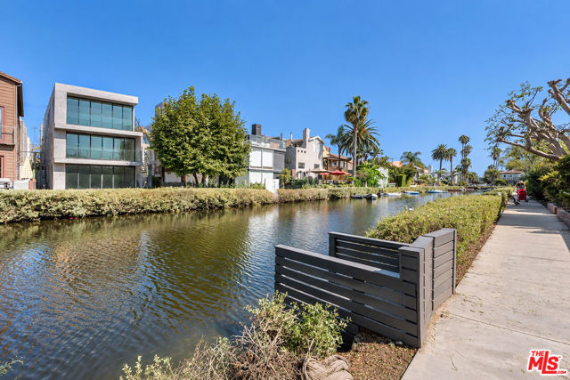 424 Carroll Canal photo 19