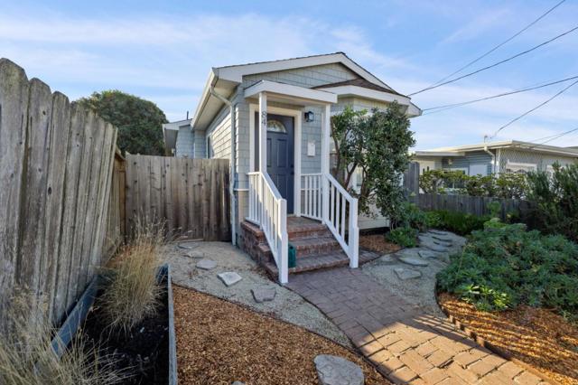 84 San Jose Avenue, Pacifica CA: https://media.crmls.org/mediaz/9ab88f89-9e12-45ec-b5f0-84bf5d5fd800.jpg
