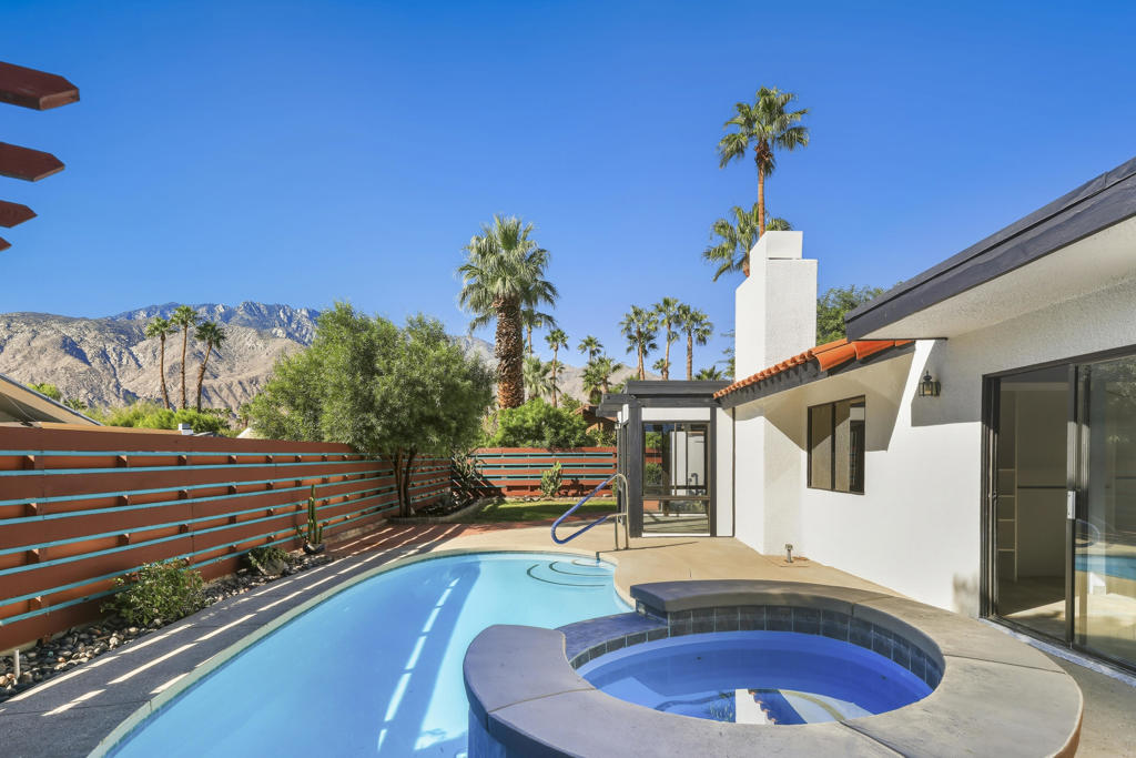 MLS #219138038PS image #1