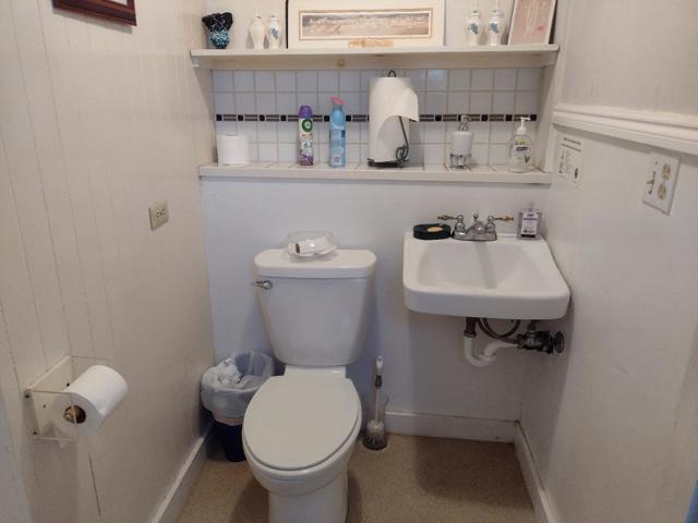5520 S Highway 1,  CA: https://media.crmls.org/mediaz/9ab99d51-9d56-4202-a58c-6bfe1a89fbe6.jpg