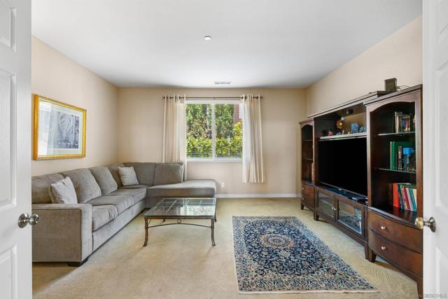 10286 Walnutdale St, San Diego CA: https://media.crmls.org/mediaz/9aba530f-6005-44de-8fe6-baf6a88dfa51.jpg