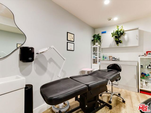  Commercial for Sale in Beverly Hills, California