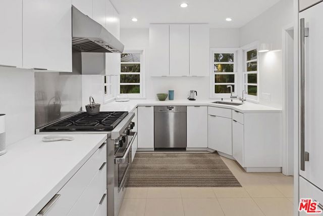 2021 ASHLAND Avenue photo 7