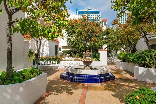 701 Kettner Boulevard, San Diego CA: https://media.crmls.org/mediaz/9abd68a5-ec8f-439e-8a9b-36dea6253af2.jpg