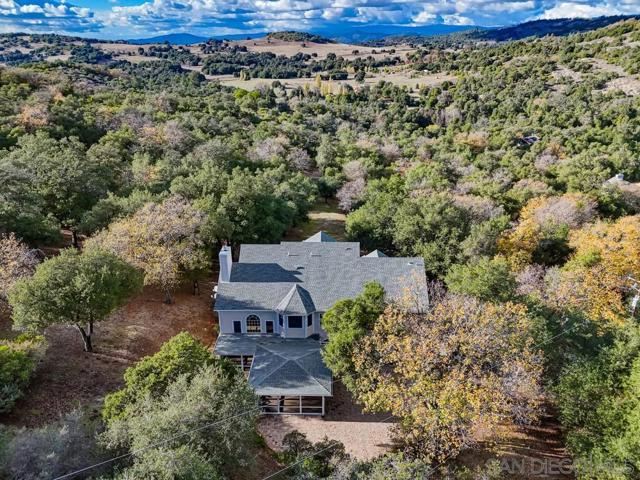 3591 Deer lake Park Rd, Julian CA: https://media.crmls.org/mediaz/9abd8df5-69af-4c7b-b79b-75b0024be4b2.jpg