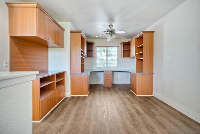 4811 Ventana Way, Oceanside CA: https://media.crmls.org/mediaz/9abdfce5-523d-4041-9019-77d19cbd2c14.jpg