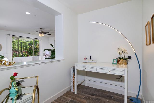 Detail Gallery Image 10 of 37 For 219 Flores Ln, Vista,  CA 92083 - 4 Beds | 2/1 Baths