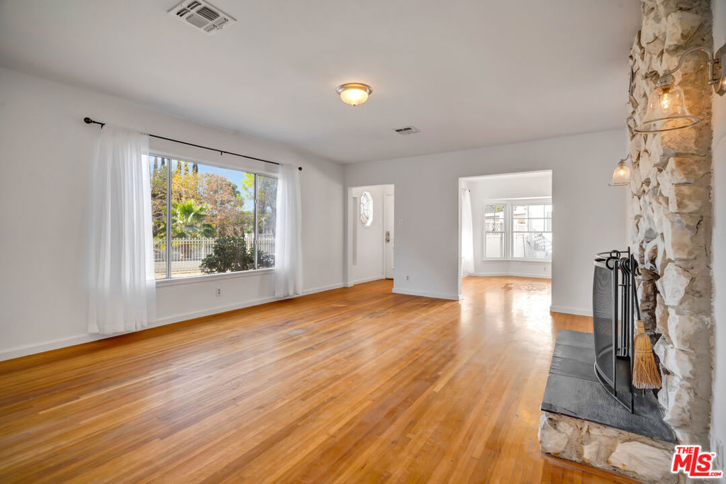 15157 Valleyheart Drive