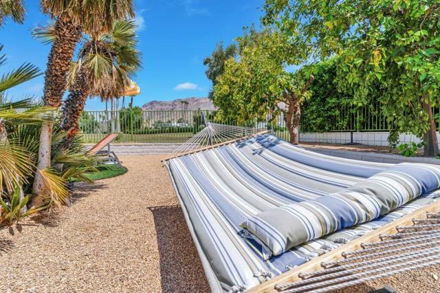 2598 S Camino Real, Palm Springs CA: https://media.crmls.org/mediaz/9abeacfa-49f2-4156-a203-466c95f7a821.jpg