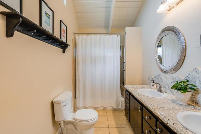 1501 Hidden Valley Road, Soquel CA: https://media.crmls.org/mediaz/9abeeaea-a856-440f-8859-72fcbcd4d271.jpg