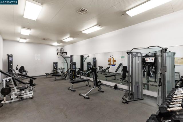 470 N Civic Dr., Walnut Creek CA: https://media.crmls.org/mediaz/9abf09aa-b6fa-45e7-b2d4-6e4a664cea2d.jpg