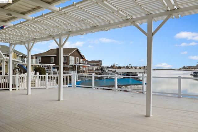 Image 44 of 59 For 1147 Willow Lake Rd