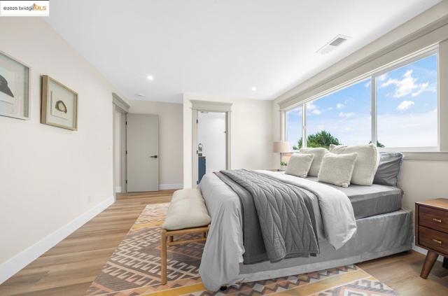 713 Midcrest Way, El Cerrito CA: https://media.crmls.org/mediaz/9abfd17e-46d6-4262-a66a-0702bcc392c9.jpg