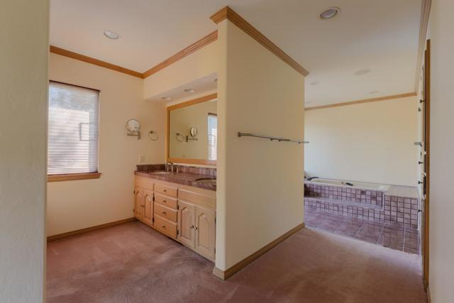 54 Corral De Tierra Road, Salinas CA: https://media.crmls.org/mediaz/9ac09eb1-c2ac-45b5-8657-6d5b801de968.jpg