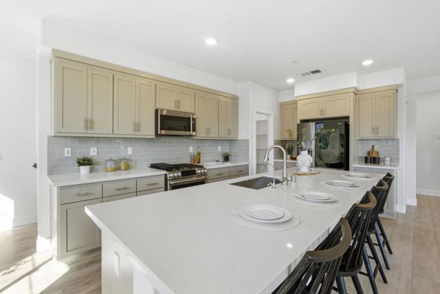 490 Trace Lane, Hayward CA: https://media.crmls.org/mediaz/9ac103a5-cc14-4c0e-9b41-555f1dbffec2.jpg