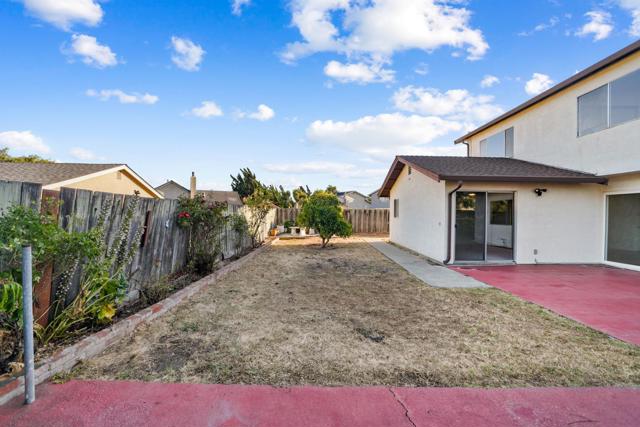 7886 Hermitage Avenue, Newark CA: https://media.crmls.org/mediaz/9ac21f09-2c25-4060-93ef-57c3de6a8c60.jpg