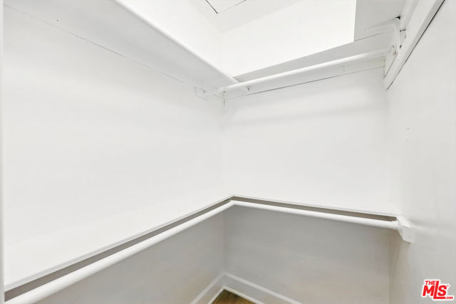 8853 S Halldale Avenue, Los Angeles CA: https://media.crmls.org/mediaz/9ac24826-dad8-481b-8f9d-9ef99ad2402a.jpg