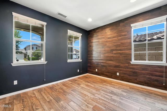 29039 Shorecliff Circle, Menifee CA: https://media.crmls.org/mediaz/9ac35680-f9db-4c4b-913f-b3a0bdf5c642.jpg