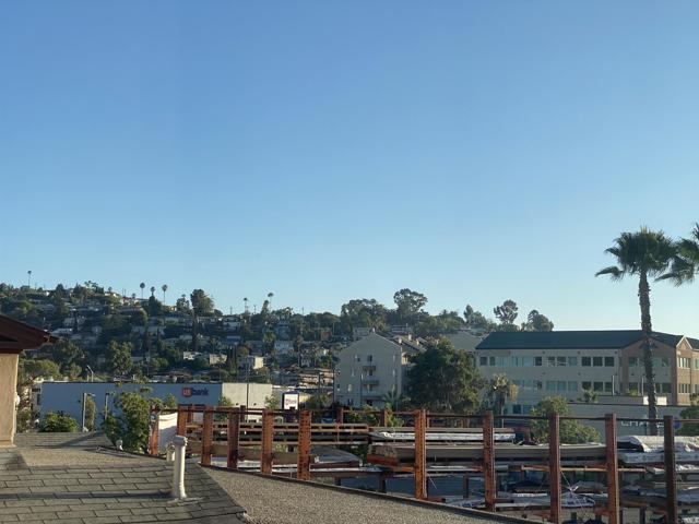 4818 4832 1/2 Palm Avenue, La Mesa CA: https://media.crmls.org/mediaz/9ac39a99-8c36-4bf6-8105-a6201a7e1e59.jpg
