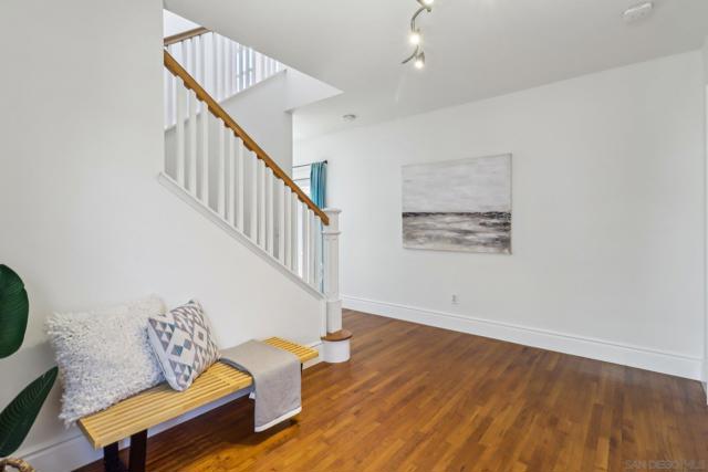 4463 Maryland St, San Diego CA: https://media.crmls.org/mediaz/9ac3cff3-26c1-48c8-91cd-553be3c17ff8.jpg