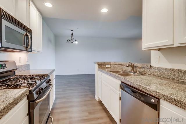 1875 Baudouin Pl, Chula Vista CA: https://media.crmls.org/mediaz/9ac47628-acb7-49c7-81f7-10ede316f86b.jpg