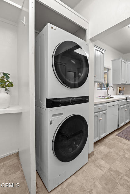 Detail Gallery Image 19 of 46 For 1870 Brigden Rd, Pasadena,  CA 91104 - 3 Beds | 2 Baths