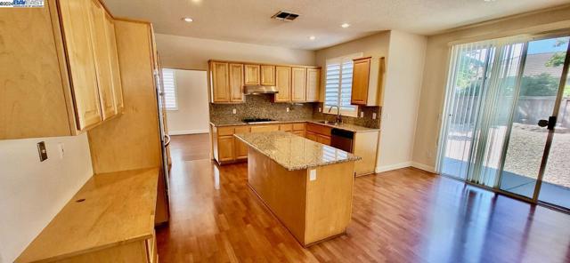 Image 2 of 28 For 6337 Brook Hollow Cir