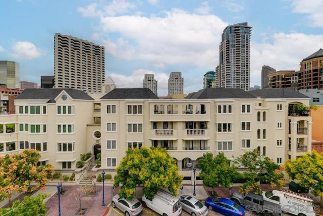 650 Columbia St, San Diego, California 92101, 2 Bedrooms Bedrooms, ,2 BathroomsBathrooms,Condominium,For Sale,Columbia St,240022339SD