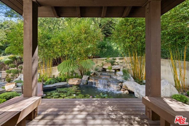 2855 Oak Knoll Drive, Diamond Bar CA: https://media.crmls.org/mediaz/9ac74801-2297-4ab5-a1ab-23d6b3e7436b.jpg