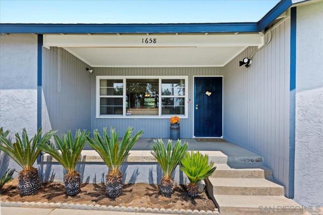 1658 Greenfield Dr, El Cajon CA: https://media.crmls.org/mediaz/9ac7c858-0552-4853-b513-c236d5b9a268.jpg