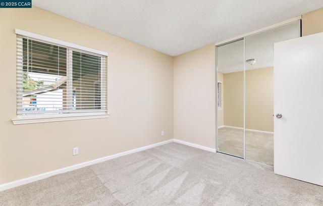 345 Swan Way, Vallejo CA: https://media.crmls.org/mediaz/9ac940ab-1ecd-4fd7-bfd3-2d5a07ca7f9b.jpg