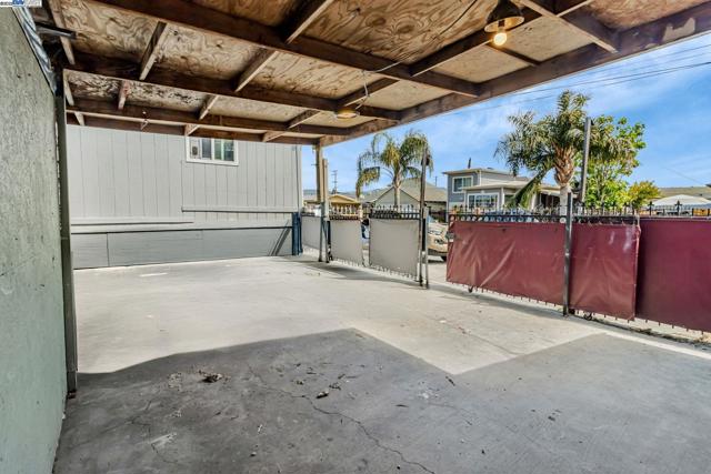 Image 14 of 15 For 1273 98th Ave
