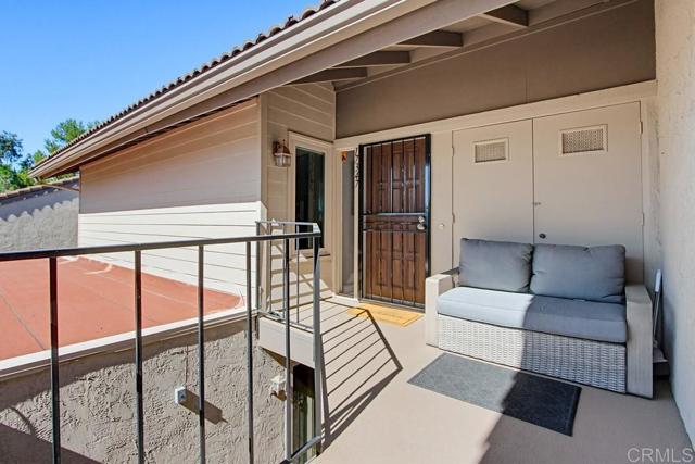 Detail Gallery Image 34 of 46 For 17347 Plaza Maria, San Diego,  CA 92128 - 2 Beds | 2 Baths