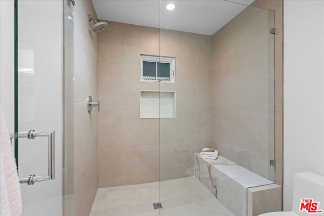 1736 Paseo Del Mar, Palos Verdes Estates CA: https://media.crmls.org/mediaz/9acb3600-99d4-4707-ab70-10d60c09a205.jpg