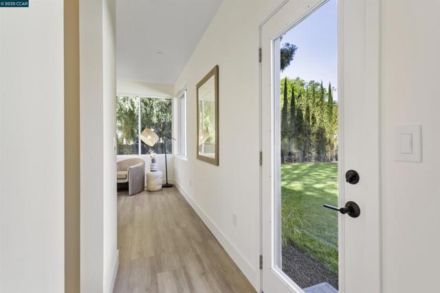2559 Romley Ln, Alamo CA: https://media.crmls.org/mediaz/9acc397c-aba9-424b-8135-1de71e025adf.jpg