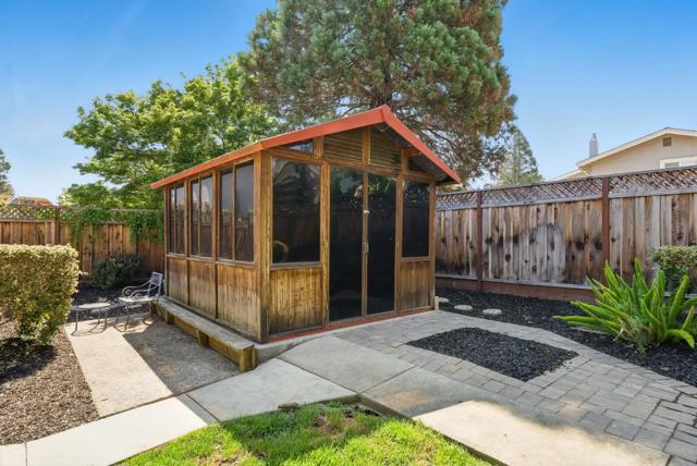 1010 Creekside Court, Morgan Hill CA: https://media.crmls.org/mediaz/9ad07f0b-2fed-4d18-a33e-4f757b76e3b0.jpg
