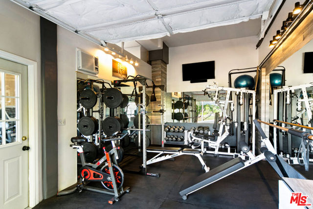 24822 Wooded Vista, West Hills CA: https://media.crmls.org/mediaz/9ad1eaaa-f515-4bd5-92e7-f87dcd5a21ef.jpg