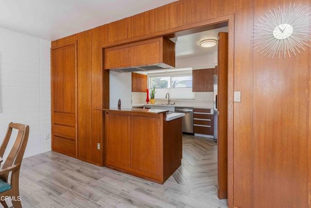 Detail Gallery Image 17 of 57 For 2421 C St, Bakersfield,  CA 93301 - 2 Beds | 2 Baths