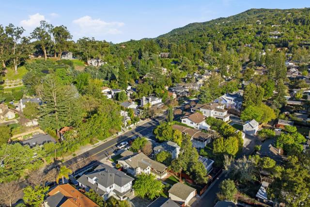 136 Loma Alta Avenue, Los Gatos CA: https://media.crmls.org/mediaz/9ad443cb-bca1-4019-84e1-3fe832e89295.jpg