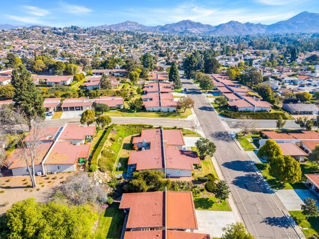 12426 Rios Rd, San Diego, California 92128, 2 Bedrooms Bedrooms, ,1 BathroomBathrooms,Condominium,For Sale,Rios Rd,250017073SD