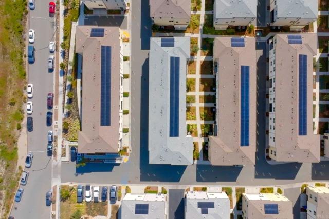 5495 Seacliff Place, San Diego CA: https://media.crmls.org/mediaz/9ad6635a-70d8-47a3-905b-edf41e4678bf.jpg