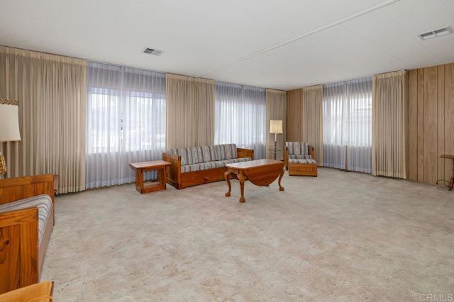 Detail Gallery Image 42 of 49 For 1506 Oak Dr #4,  Vista,  CA 92084 - 2 Beds | 2 Baths