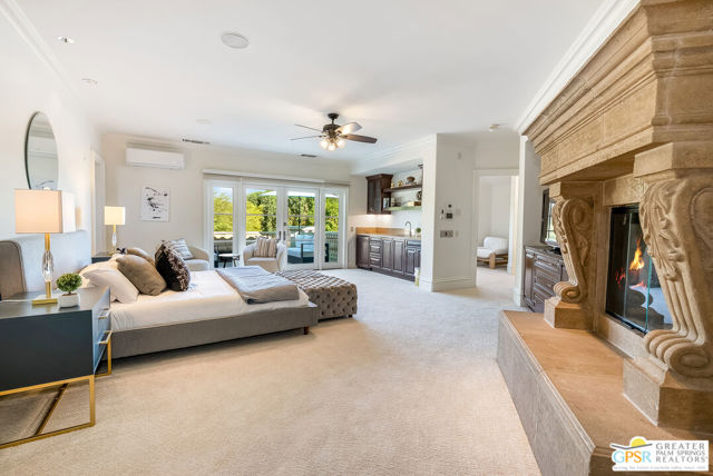 1 Saint Petersburg Court, Rancho Mirage CA: https://media.crmls.org/mediaz/9ada2323-527a-48c5-9a4e-f47234ce238e.jpg