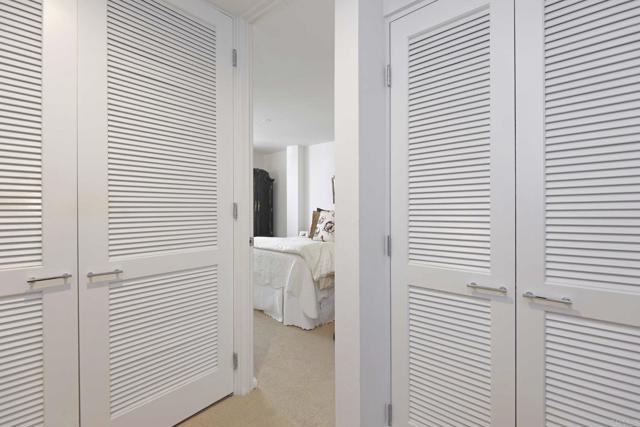 101 Coast Boulevard, La Jolla CA: https://media.crmls.org/mediaz/9adb6e14-1cc2-405a-a6c1-f3c53e2e3ff7.jpg