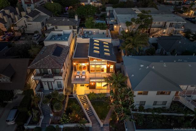 3705 Haines St, San Diego CA: https://media.crmls.org/mediaz/9adbc88a-548c-4dc8-937e-2fb34922e4f9.jpg